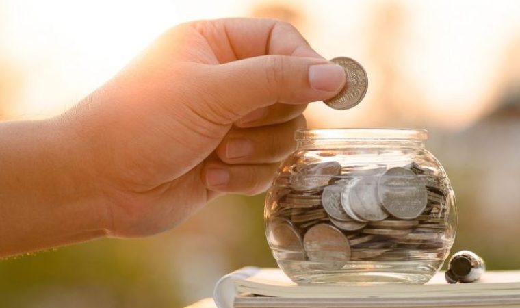 3 Psychological Tricks to Help You Save Money